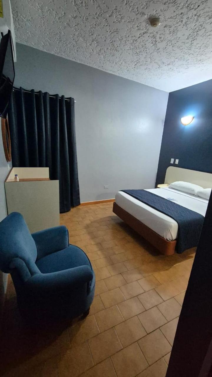 Hotel El Arroyo Caracas Exterior photo